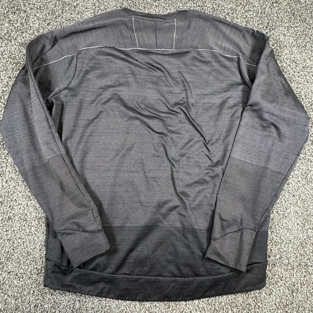 Nike Golf Dri-Fit‎ Men's Sz L Gray Long Sleeve Crew Neck Pullover 932316- 036